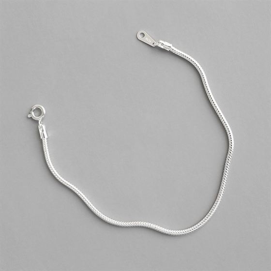 Women’s 2mm 925 Sterling Silver Snake Chain Bracelet