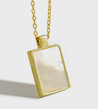 Geometry Mother of Shell Rectangle Tag 925 Silver Necklace