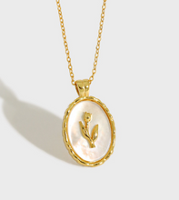 Shell Oval Tulips 925 Sterling Silver Necklace