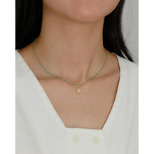 Natural Pearl Shell Green Epoxy Chain Necklace in 925 Silver