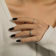 Vintage 925 Sterling Silver Antique Pattern Ring