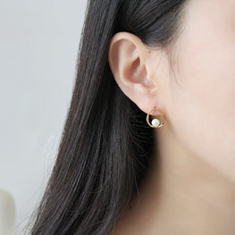 Geometric Round Shell Pearl 925 Sterling Silver Stud Earrings