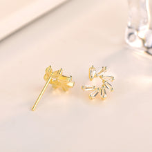 Elegant CZ Flower 925 Sterling Silver Stud Earrings