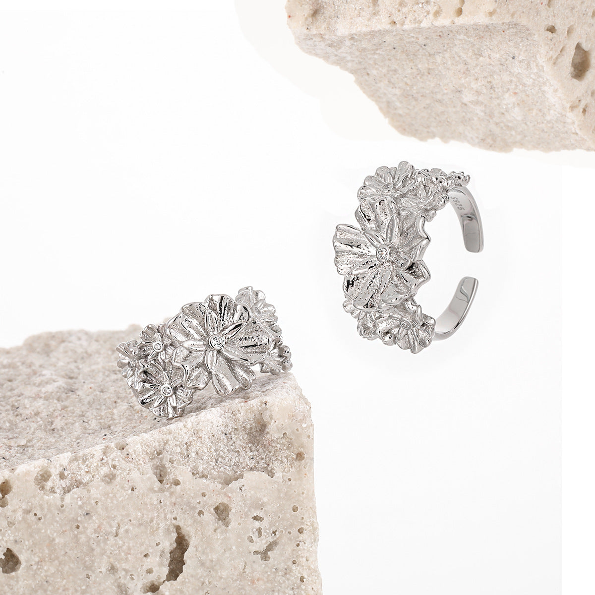 Women Beautiful CZ Flower Adjustable Ring in 925 Sterling Silver