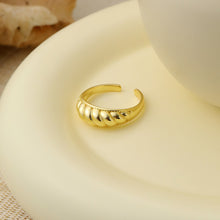 Simple Twisted Croissant 925 Sterling Silver Adjustable Ring