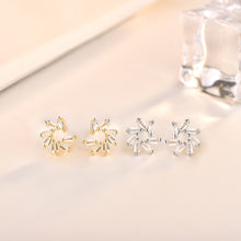 Elegant CZ Flower 925 Sterling Silver Stud Earrings
