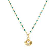 Natural Pearl Shell Green Epoxy Chain Necklace in 925 Silver