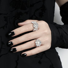 Women Beautiful CZ Flower Adjustable Ring in 925 Sterling Silver