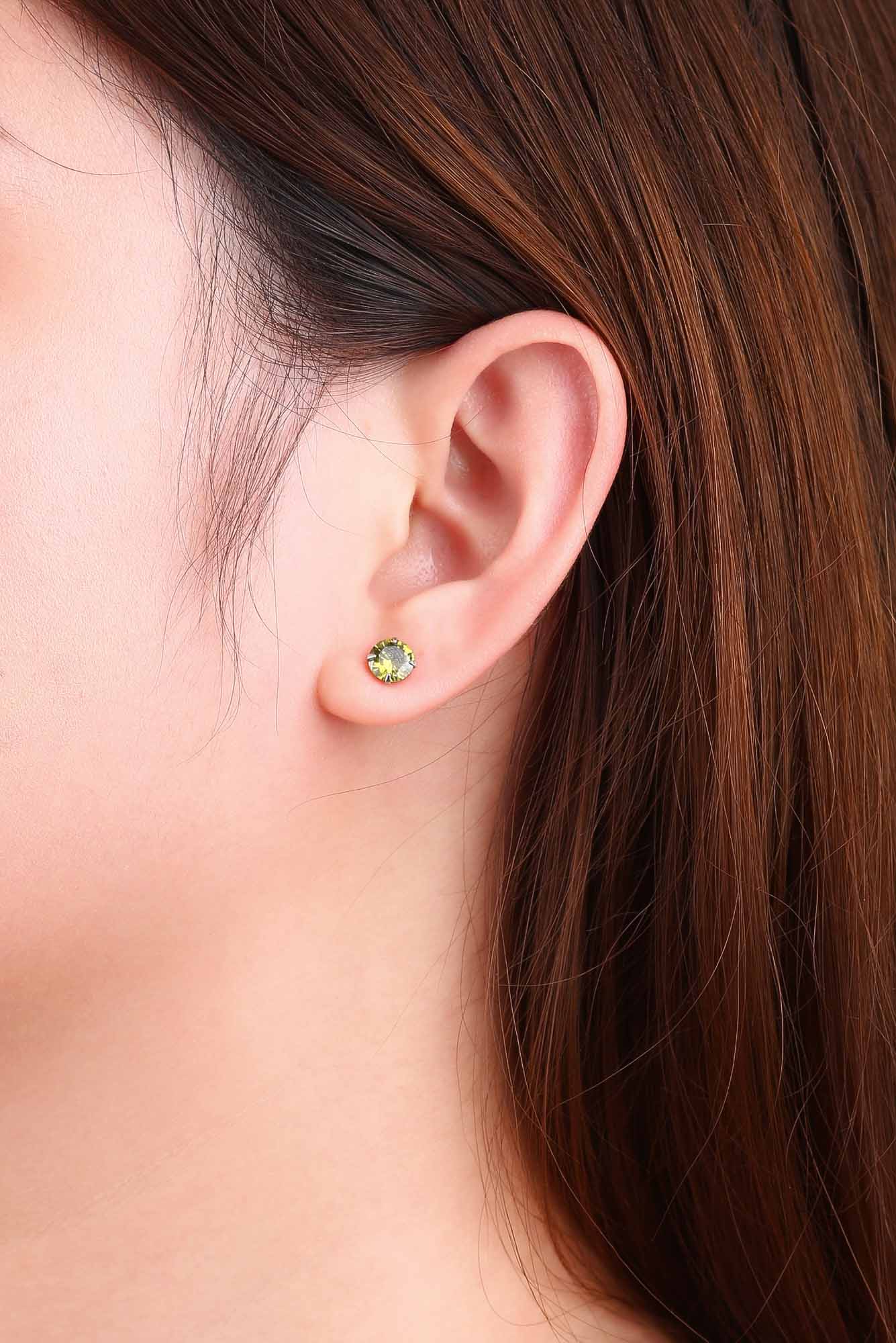 Elegant CZ White 925 Sterling Silver Round Stud Earrings